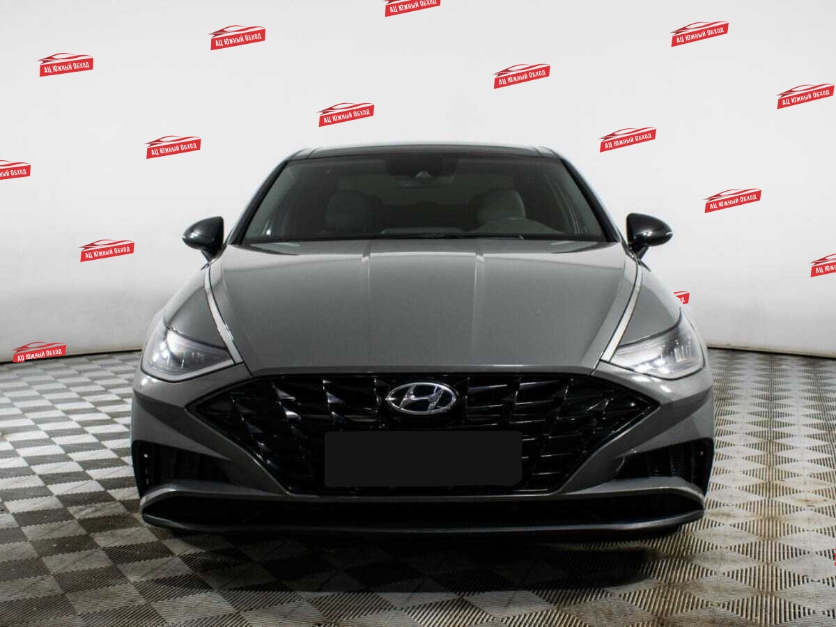 Купить Hyundai Sonata с пробегом. Фото: #1
