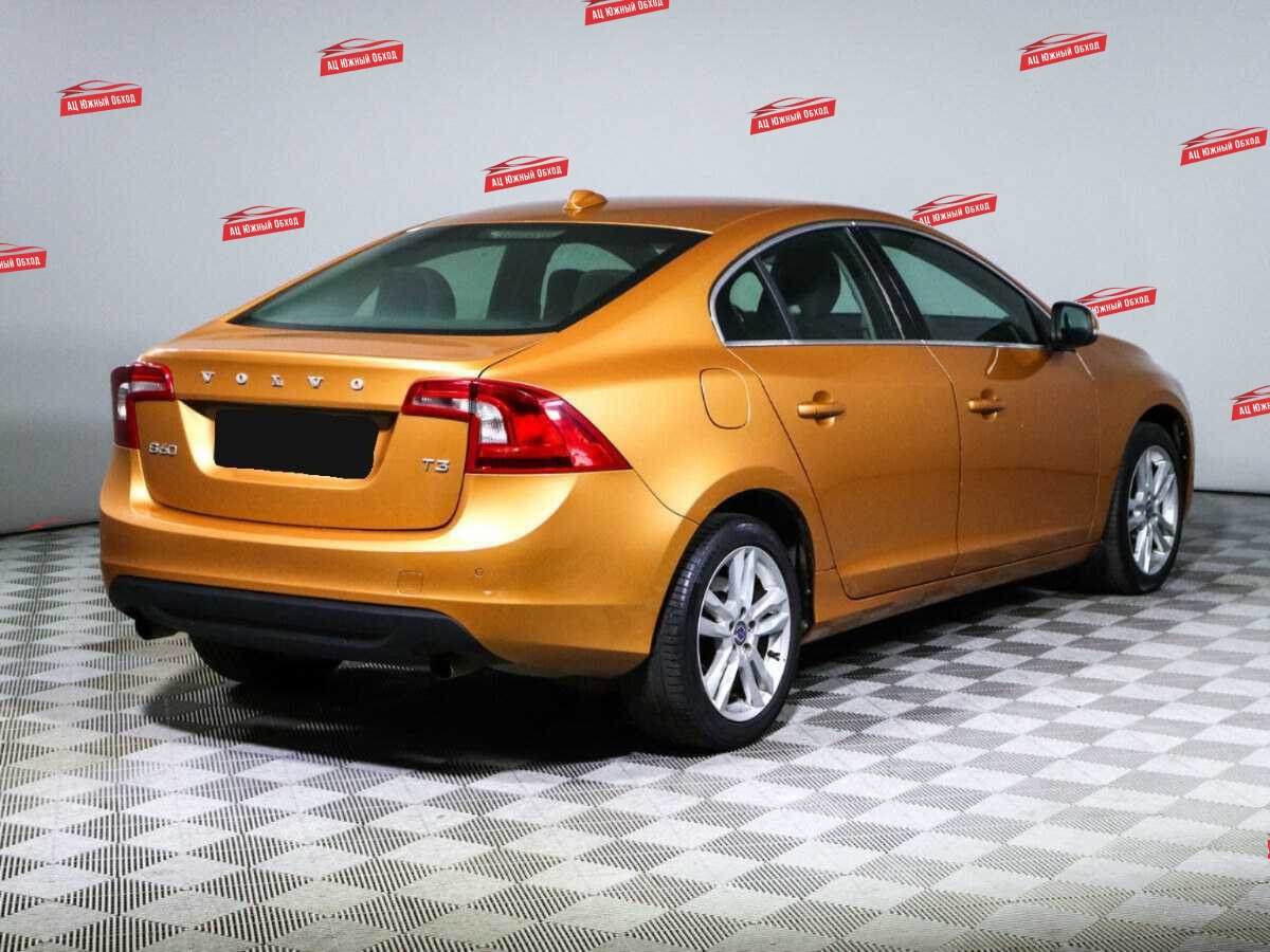Купить Volvo S60 с пробегом. Фото: #3