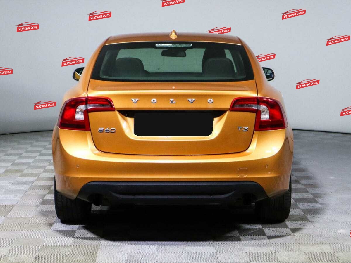 Купить Volvo S60 с пробегом. Фото: #4