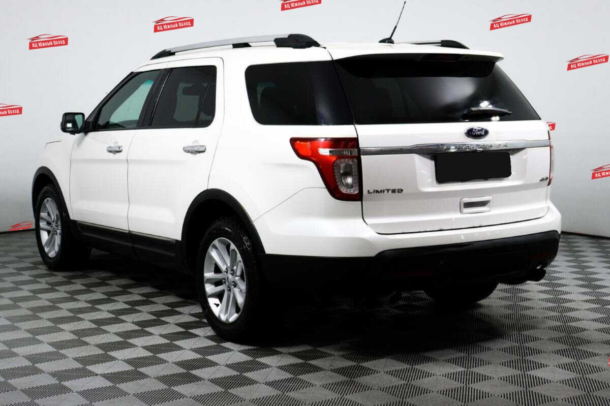 Купить Ford Explorer с пробегом. Фото: #6