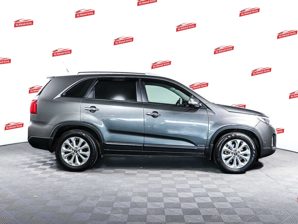 Купить Kia Sorento с пробегом. Фото: #3