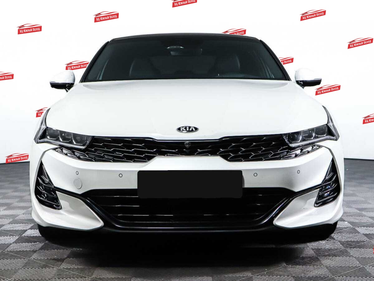 Купить Kia K5 с пробегом. Фото: #1