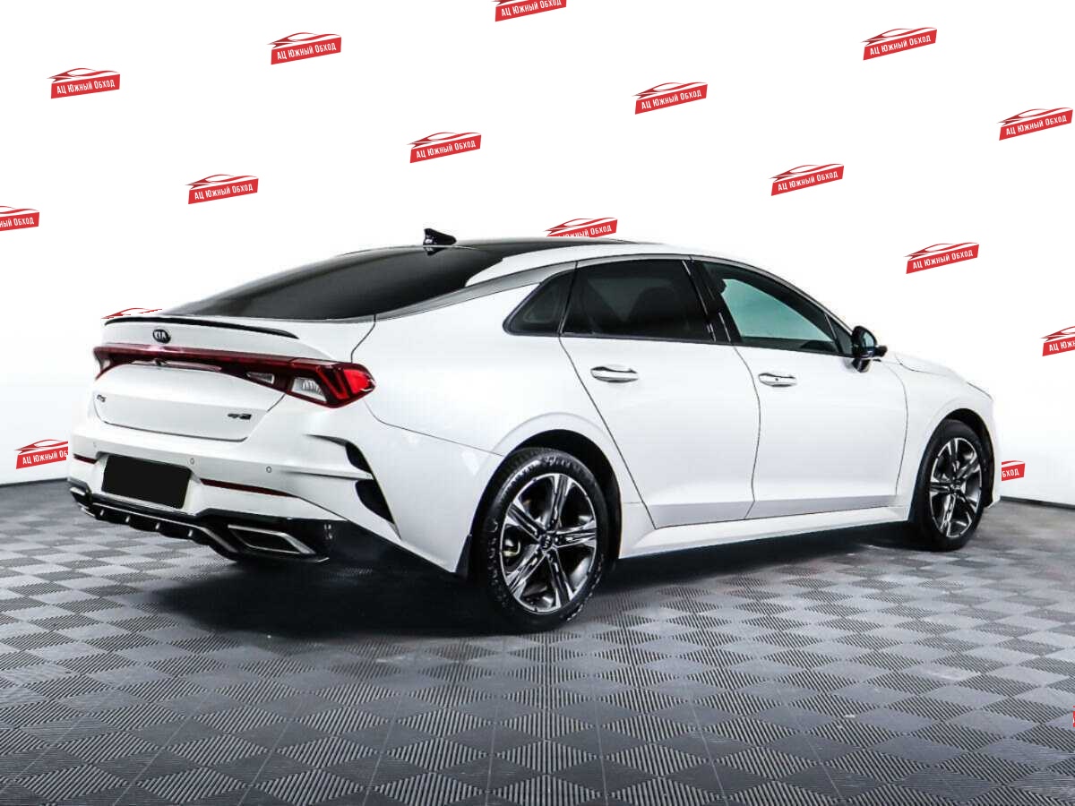 Купить Kia K5 с пробегом. Фото: #4