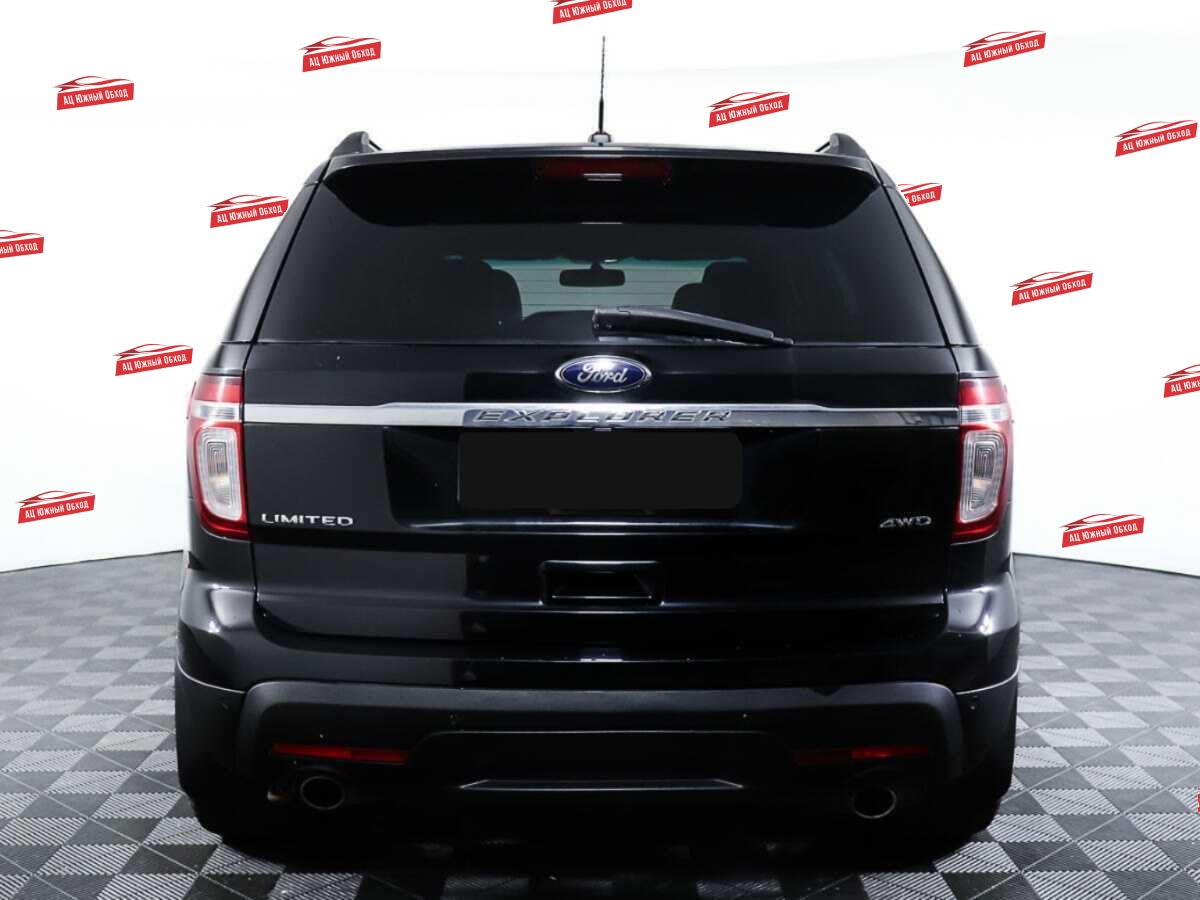 Купить Ford Explorer с пробегом. Фото: #5