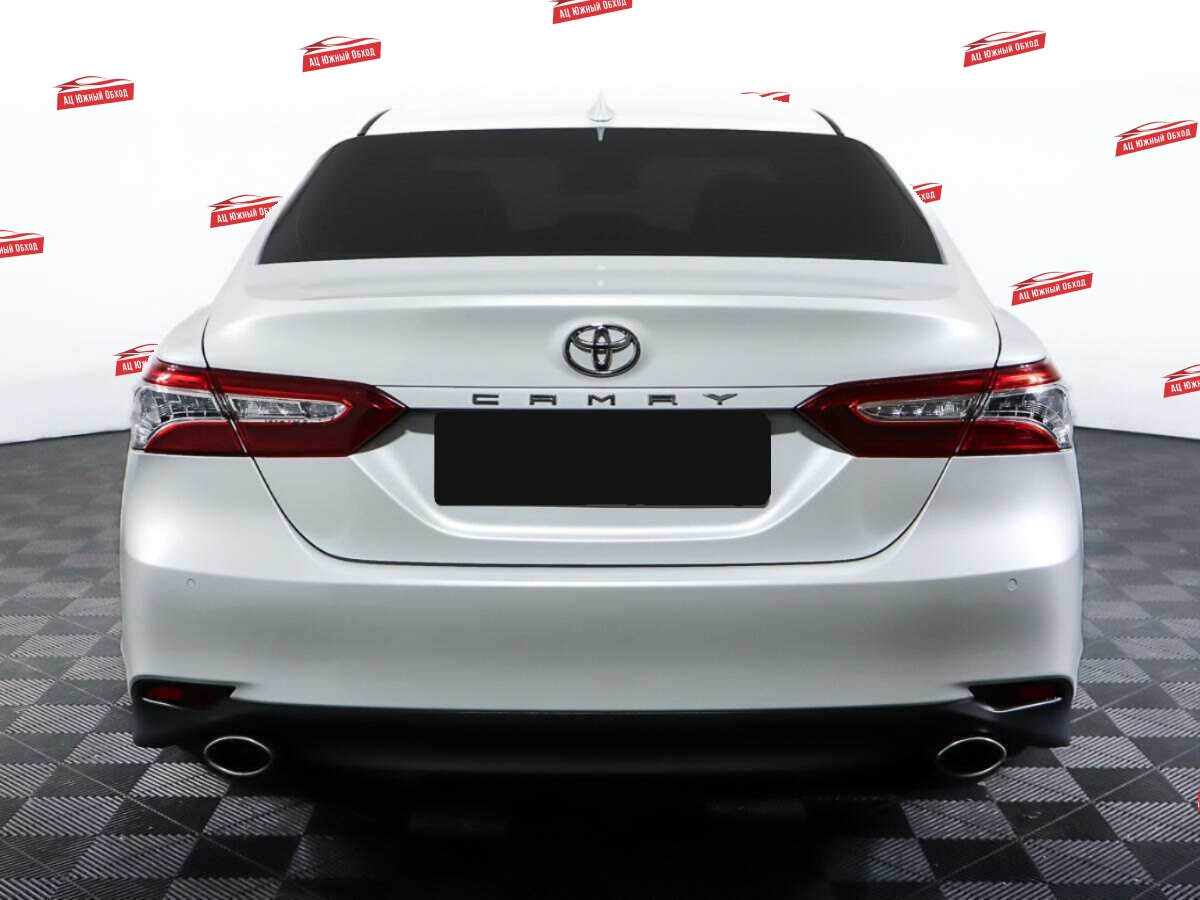 Купить Toyota Camry с пробегом. Фото: #5