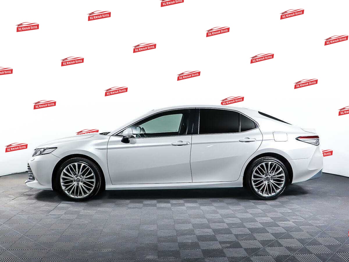 Купить Toyota Camry с пробегом. Фото: #7