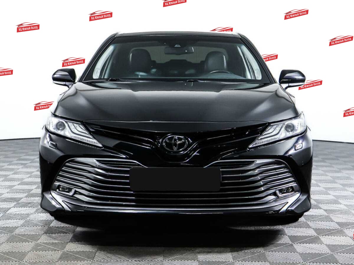Купить Toyota Camry с пробегом. Фото: #1