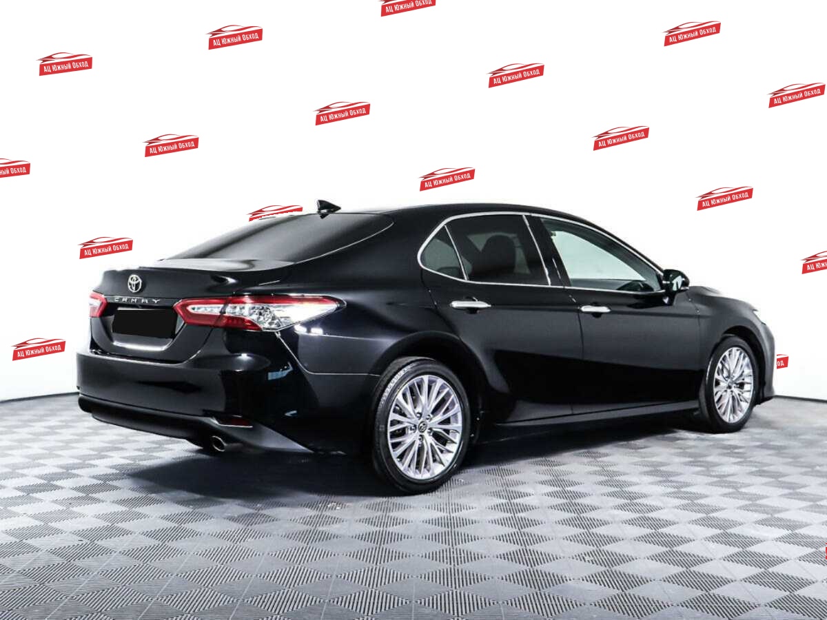 Купить Toyota Camry с пробегом. Фото: #4