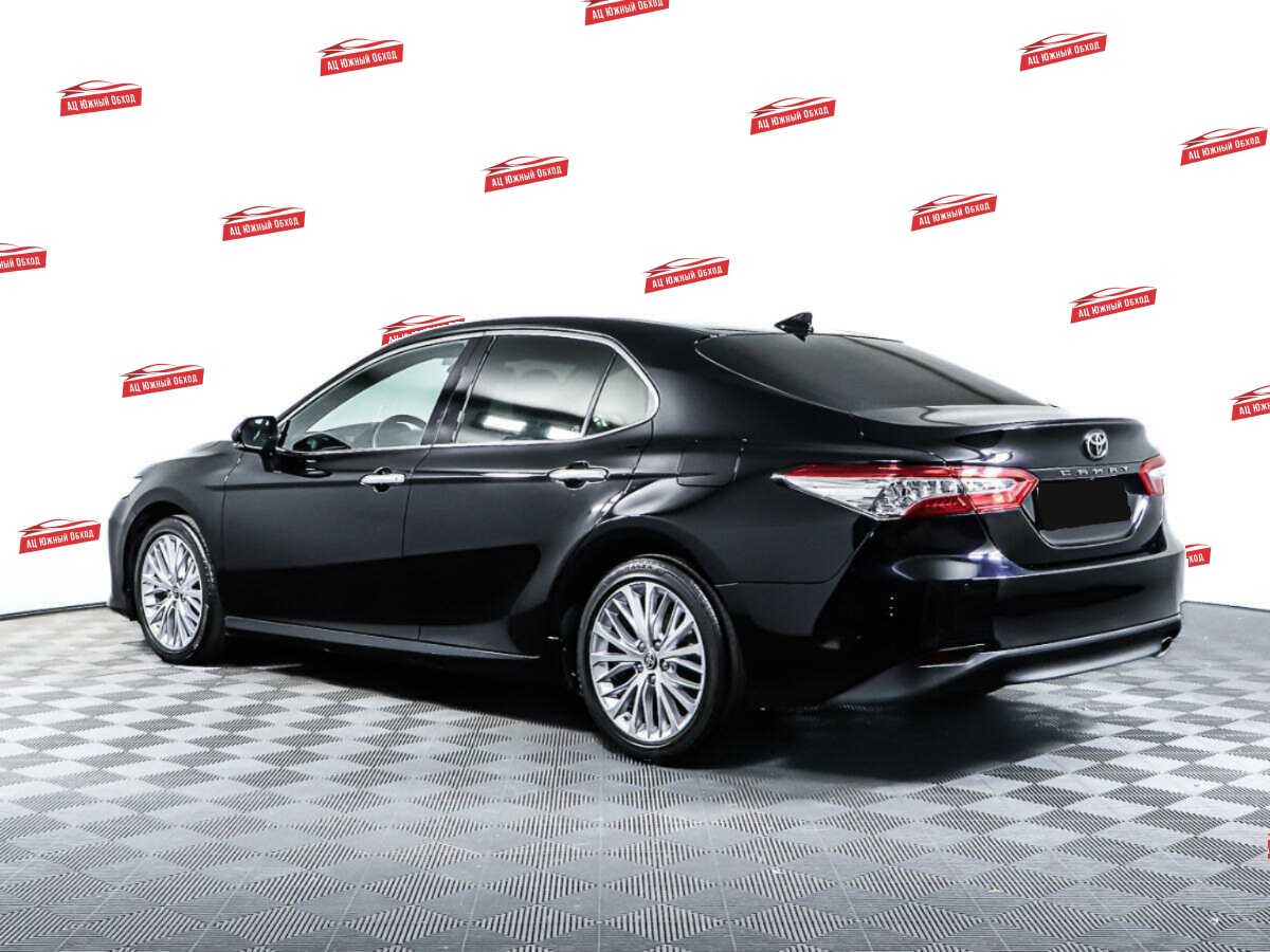 Купить Toyota Camry с пробегом. Фото: #6