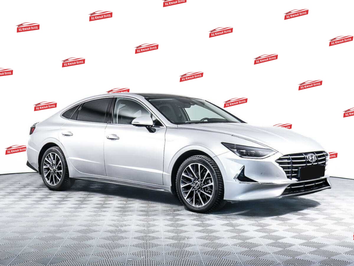 Купить Hyundai Sonata с пробегом. Фото: #2