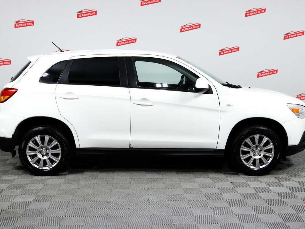 Купить Mitsubishi ASX с пробегом. Фото: #3