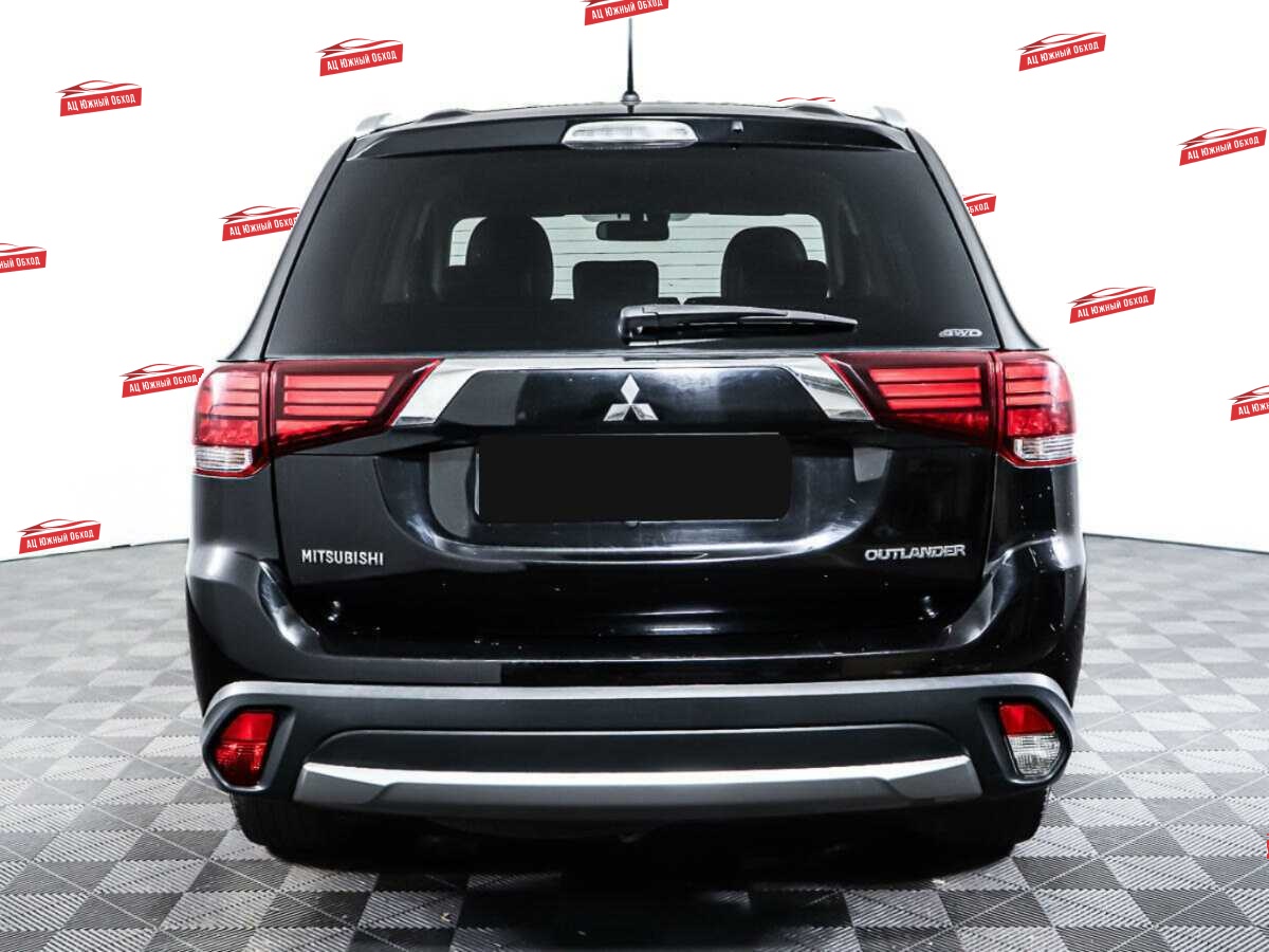 Купить Mitsubishi Outlander с пробегом. Фото: #5