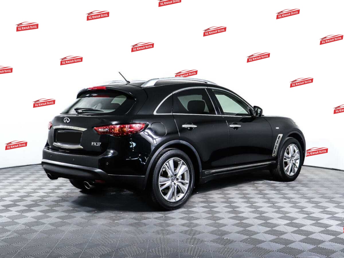 Купить Infiniti FX с пробегом. Фото: #4