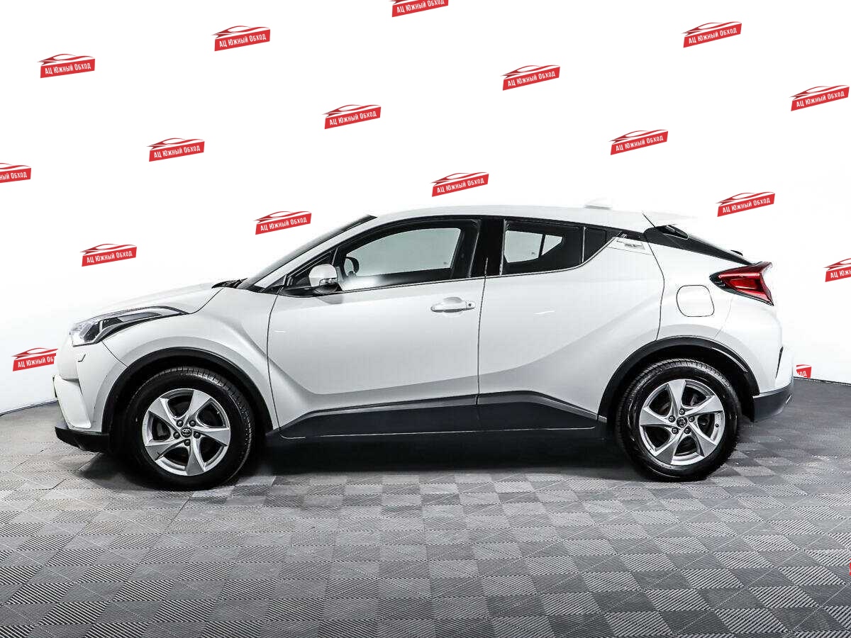 Купить Toyota C-HR с пробегом. Фото: #7