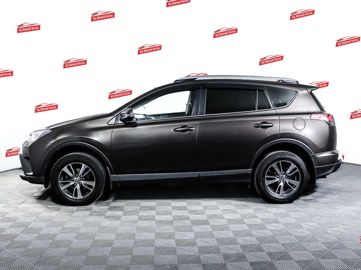 Купить Toyota RAV4 с пробегом. Фото: #7
