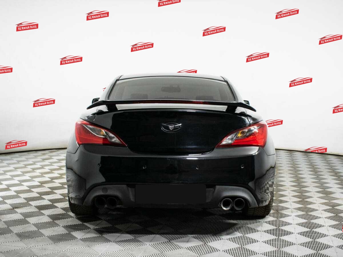 Купить Hyundai Genesis Coupe с пробегом. Фото: #4