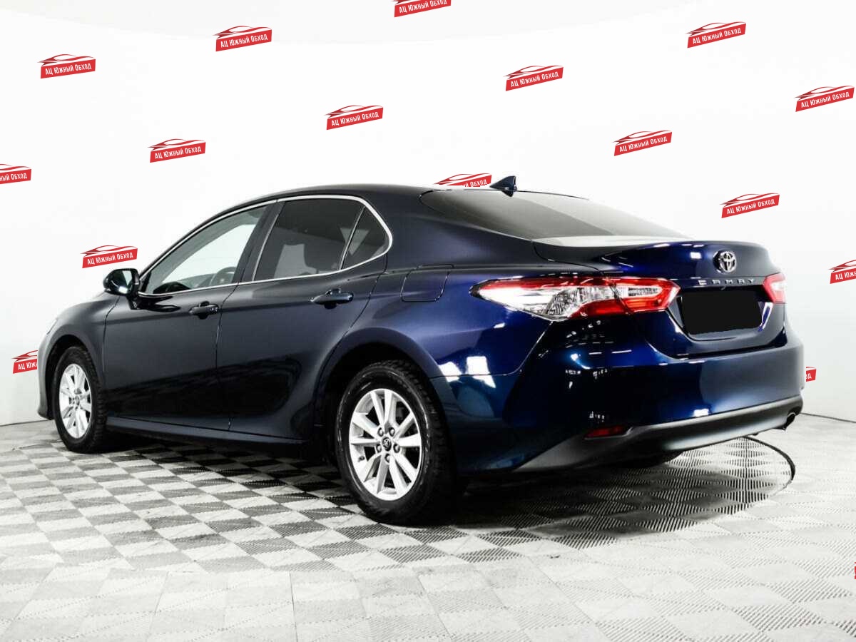 Купить Toyota Camry с пробегом. Фото: #8