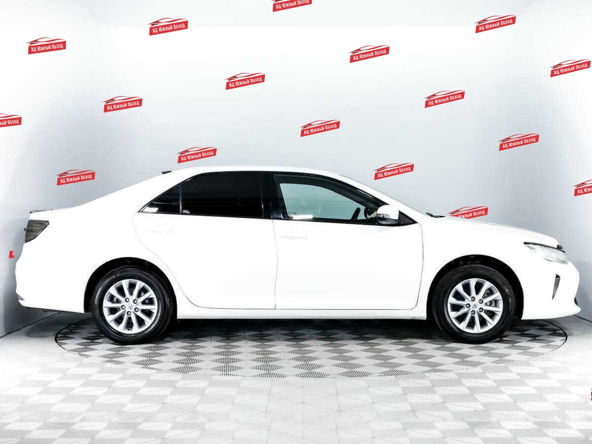 Продажа Б/У Тойота Камри. Фото: #3