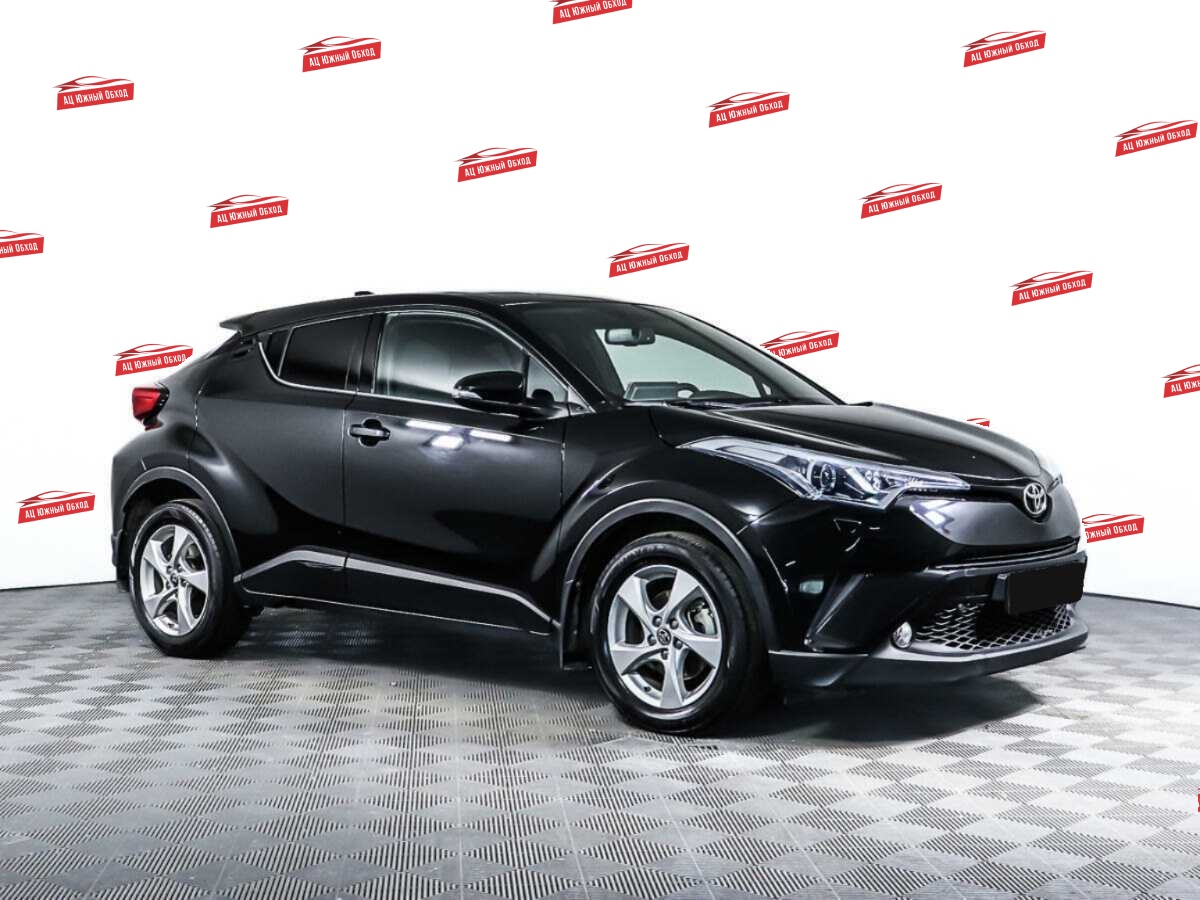 Купить Toyota C-HR с пробегом. Фото: #2