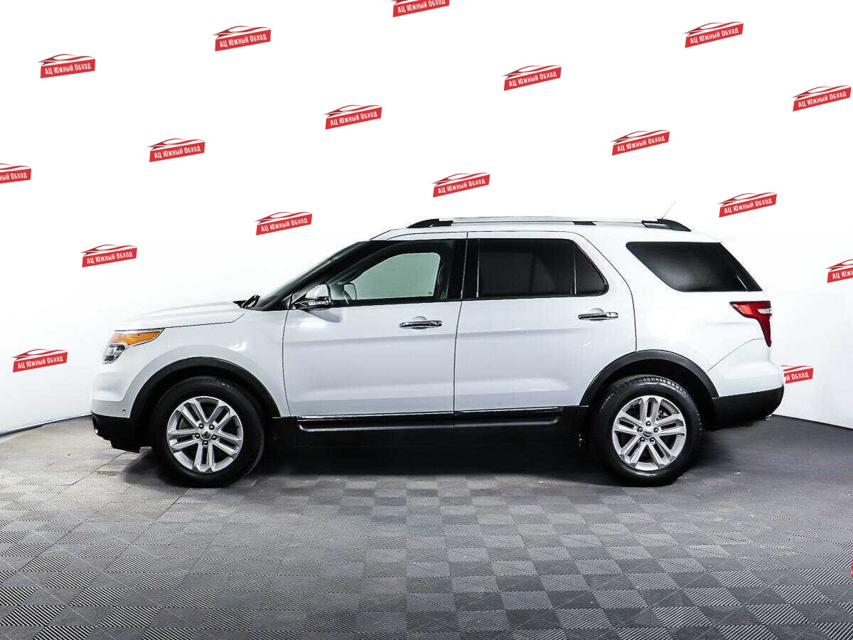 Купить Ford Explorer с пробегом. Фото: #7