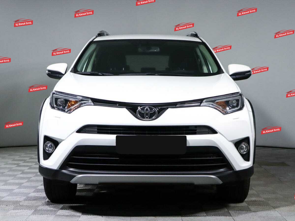 Купить Toyota RAV4 с пробегом. Фото: #1