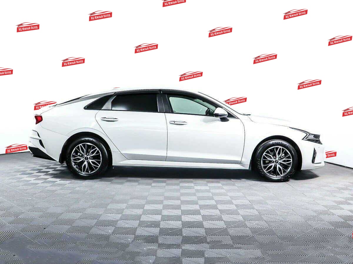 Купить Kia K5 с пробегом. Фото: #2