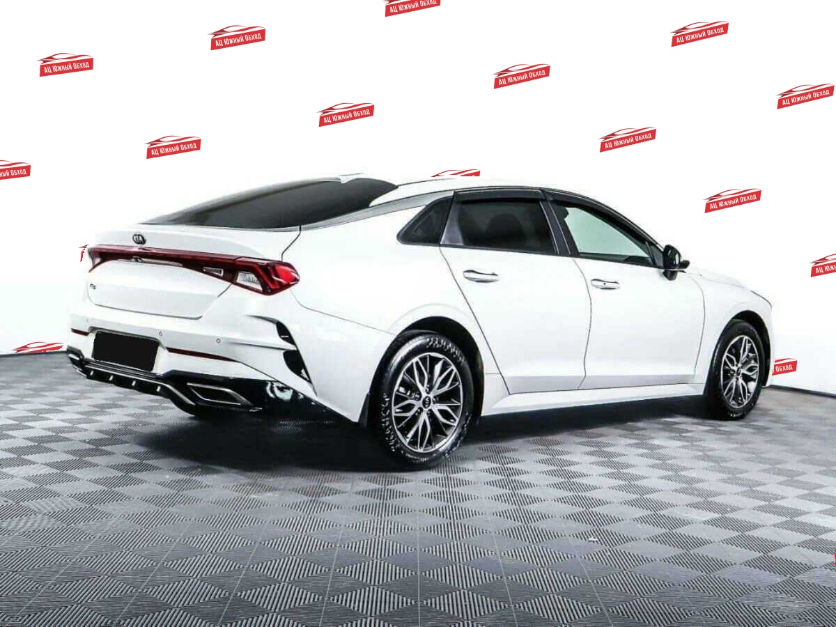 Купить Kia K5 с пробегом. Фото: #3