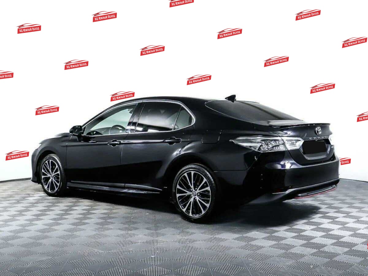 Купить Toyota Camry с пробегом. Фото: #6
