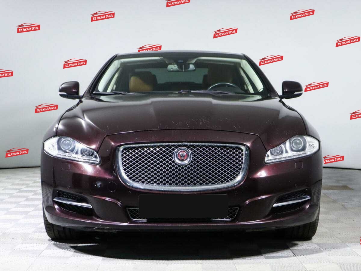 Купить Jaguar XJ с пробегом. Фото: #1