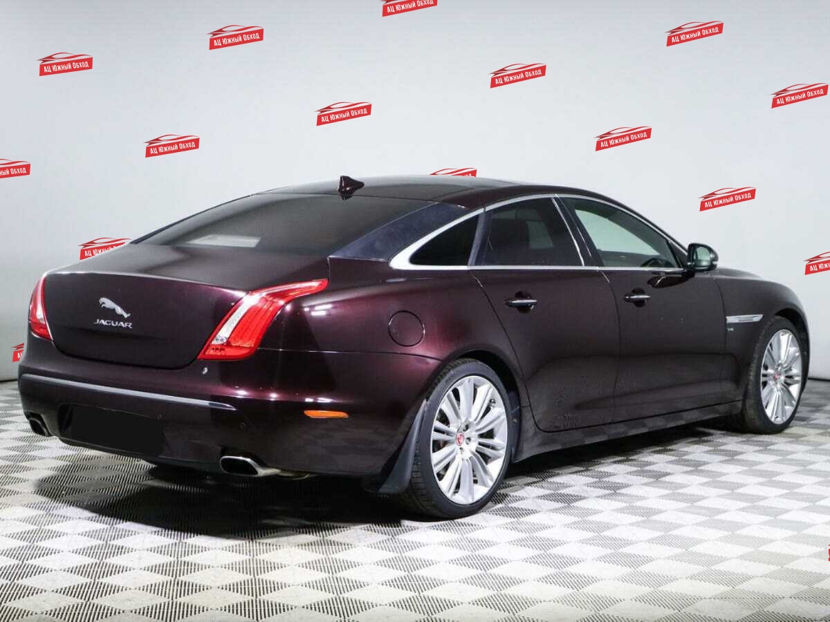 Купить Jaguar XJ с пробегом. Фото: #4