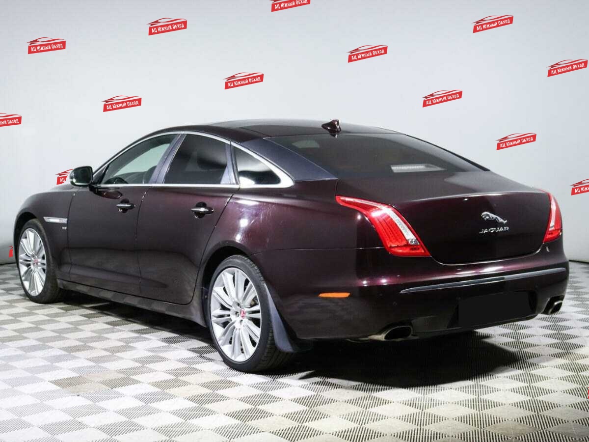 Купить Jaguar XJ с пробегом. Фото: #6