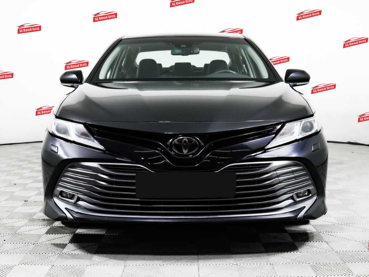 Купить Toyota Camry с пробегом. Фото: #1