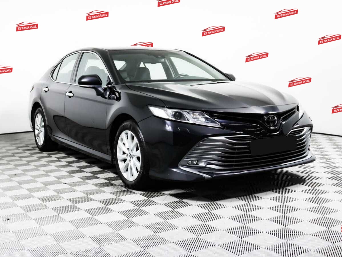 Купить Toyota Camry с пробегом. Фото: #2