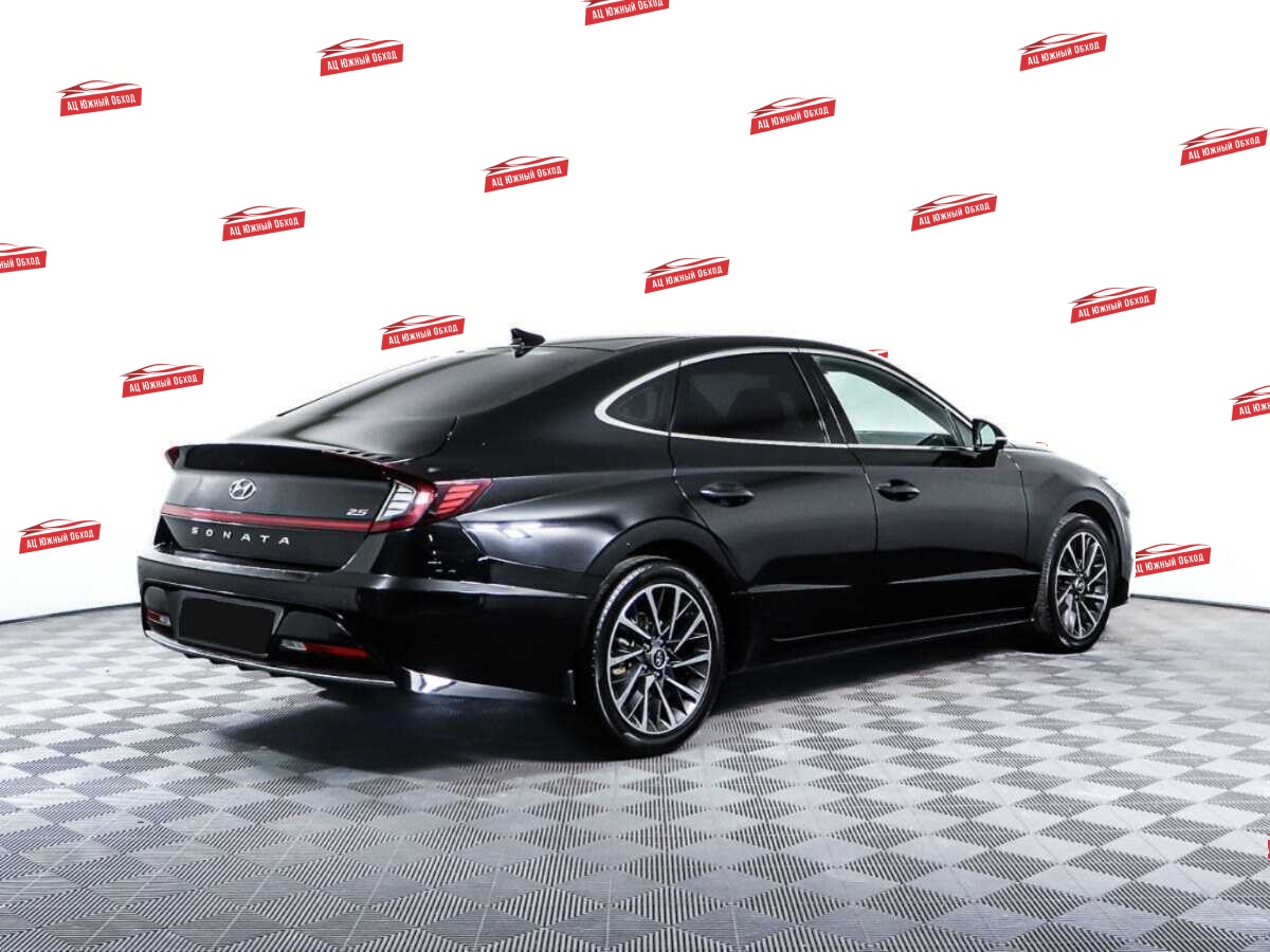 Купить Hyundai Sonata с пробегом. Фото: #4