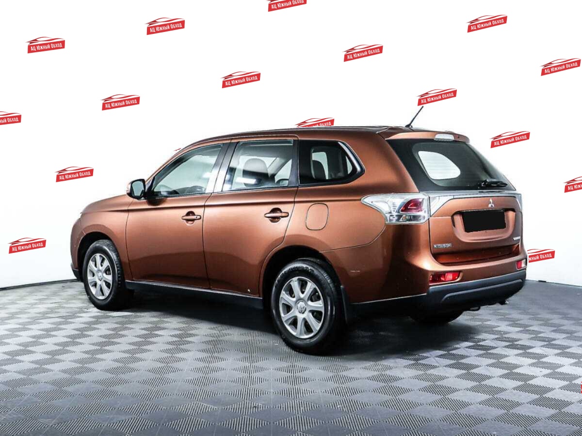 Купить Mitsubishi Outlander с пробегом. Фото: #6