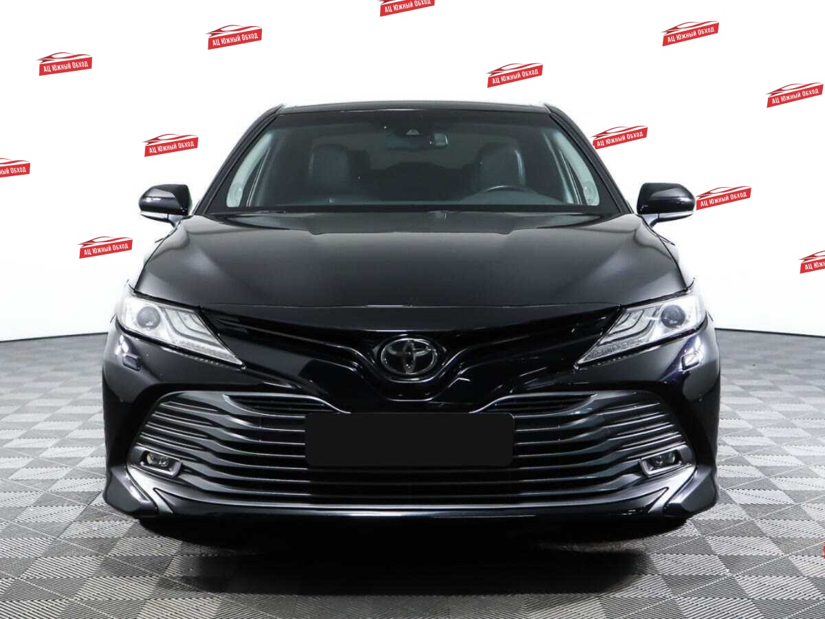 Купить Toyota Camry с пробегом. Фото: #1