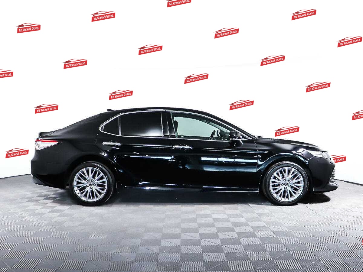 Купить Toyota Camry с пробегом. Фото: #3