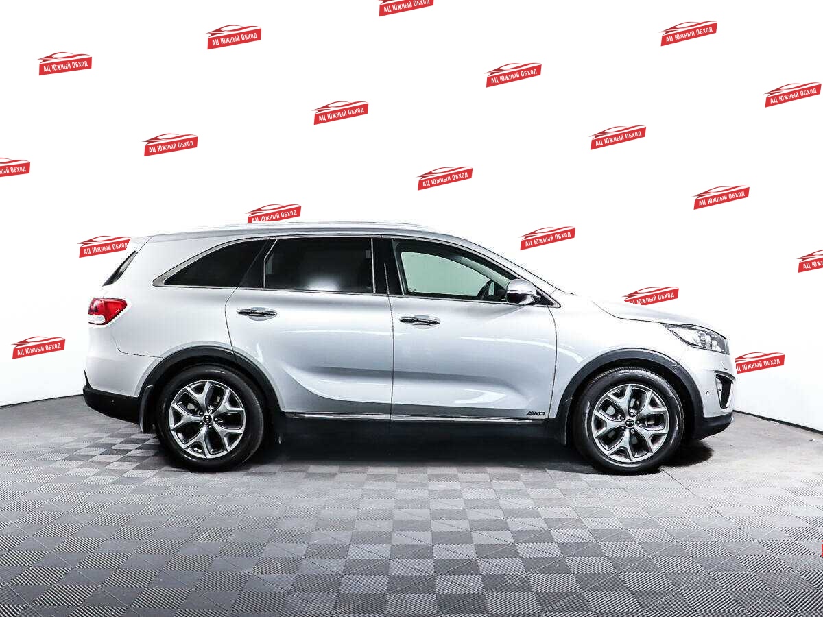 Купить Kia Sorento с пробегом. Фото: #3