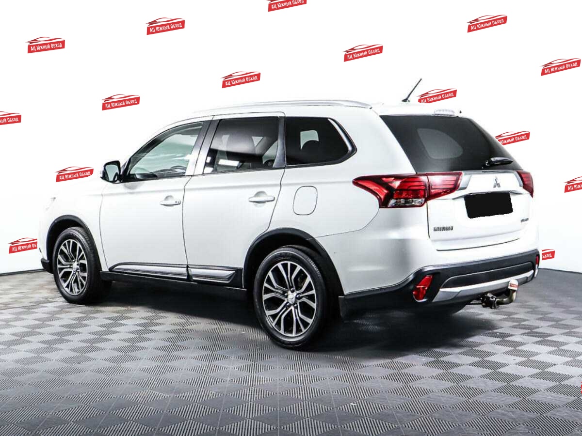 Купить Mitsubishi Outlander с пробегом. Фото: #6