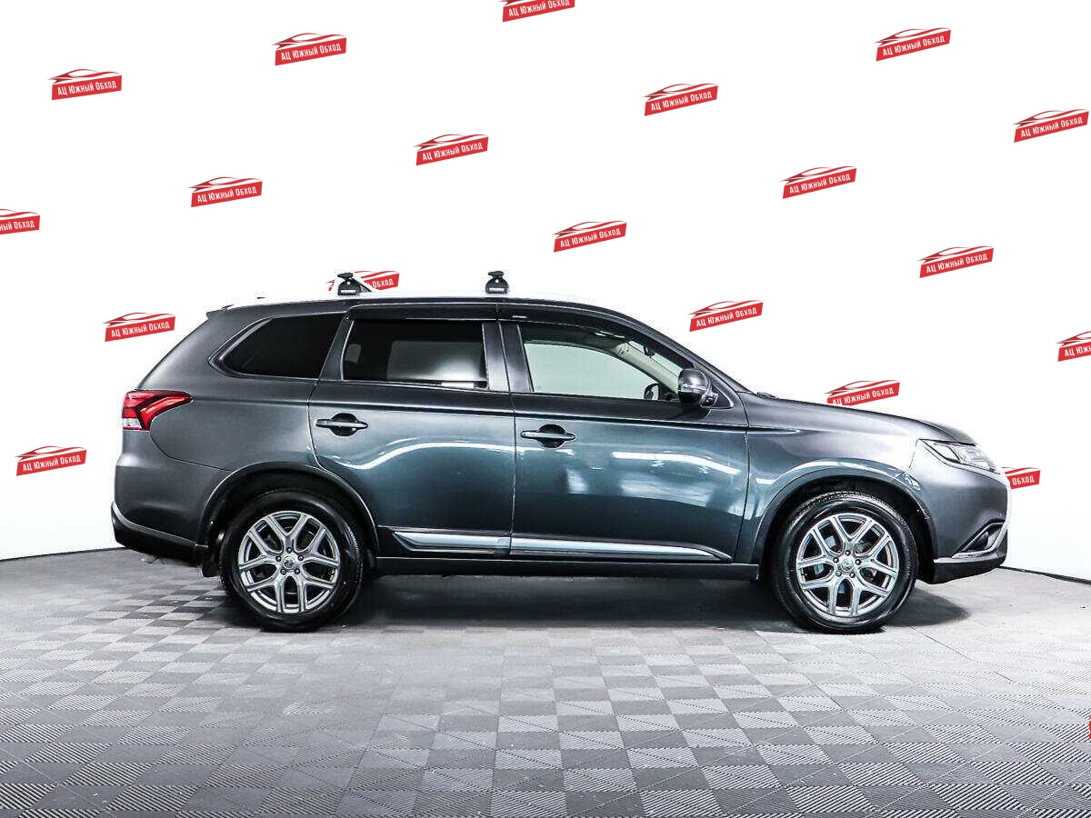 Купить Mitsubishi Outlander с пробегом. Фото: #3