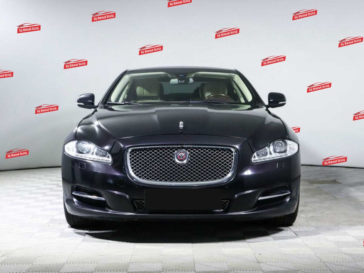 Купить Jaguar XJ с пробегом. Фото: #1