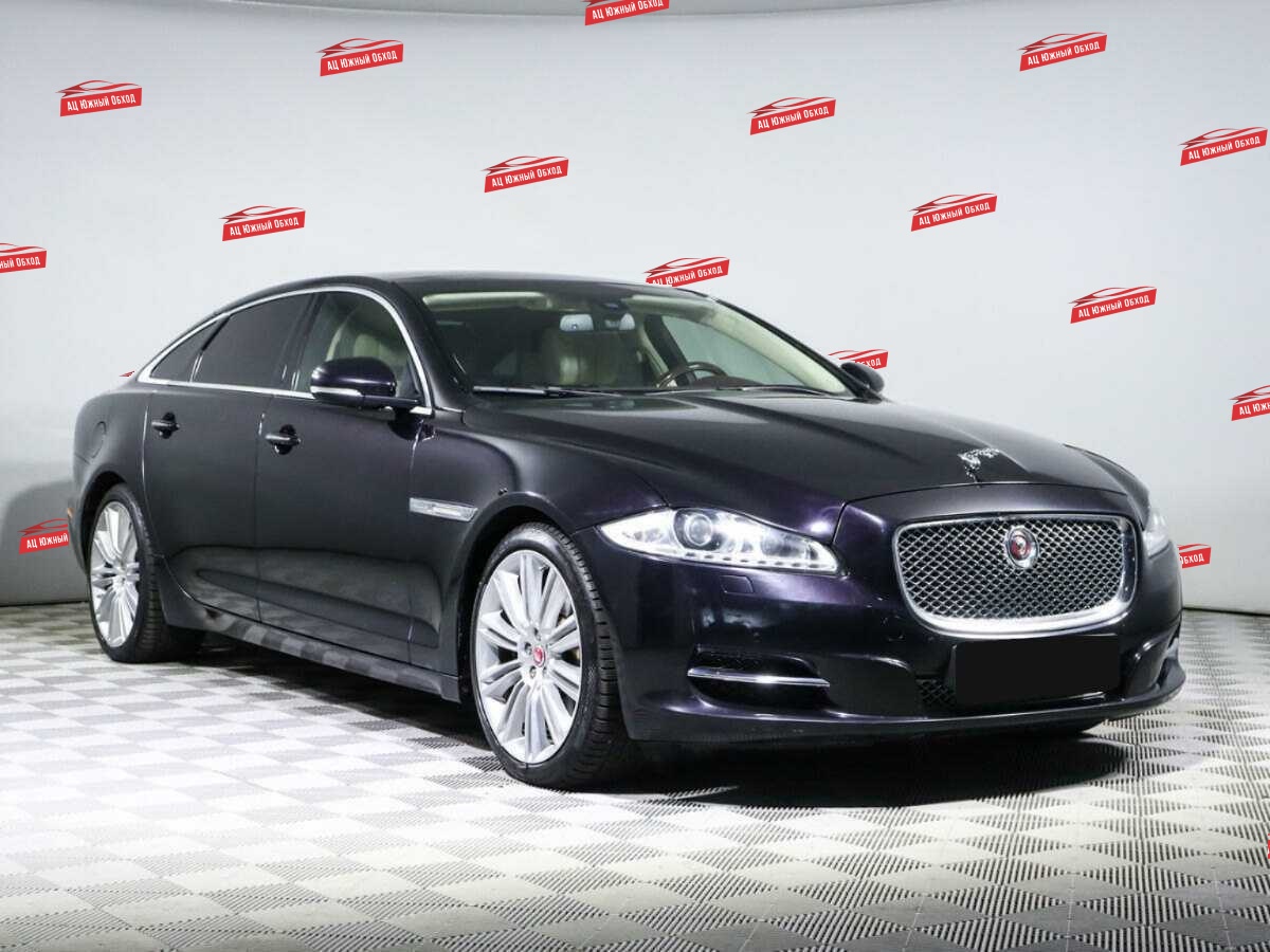 Купить Jaguar XJ с пробегом. Фото: #2