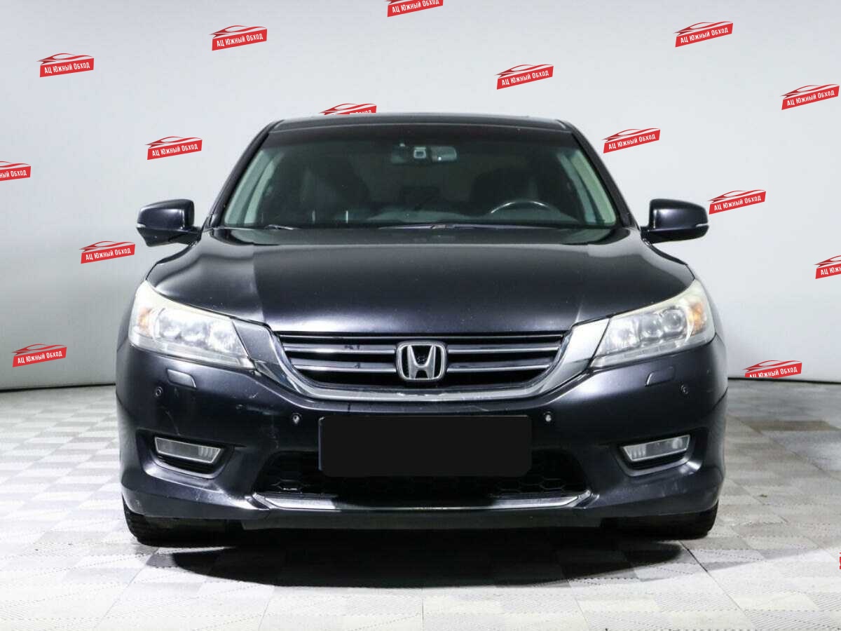 Купить Honda Accord с пробегом. Фото: #1