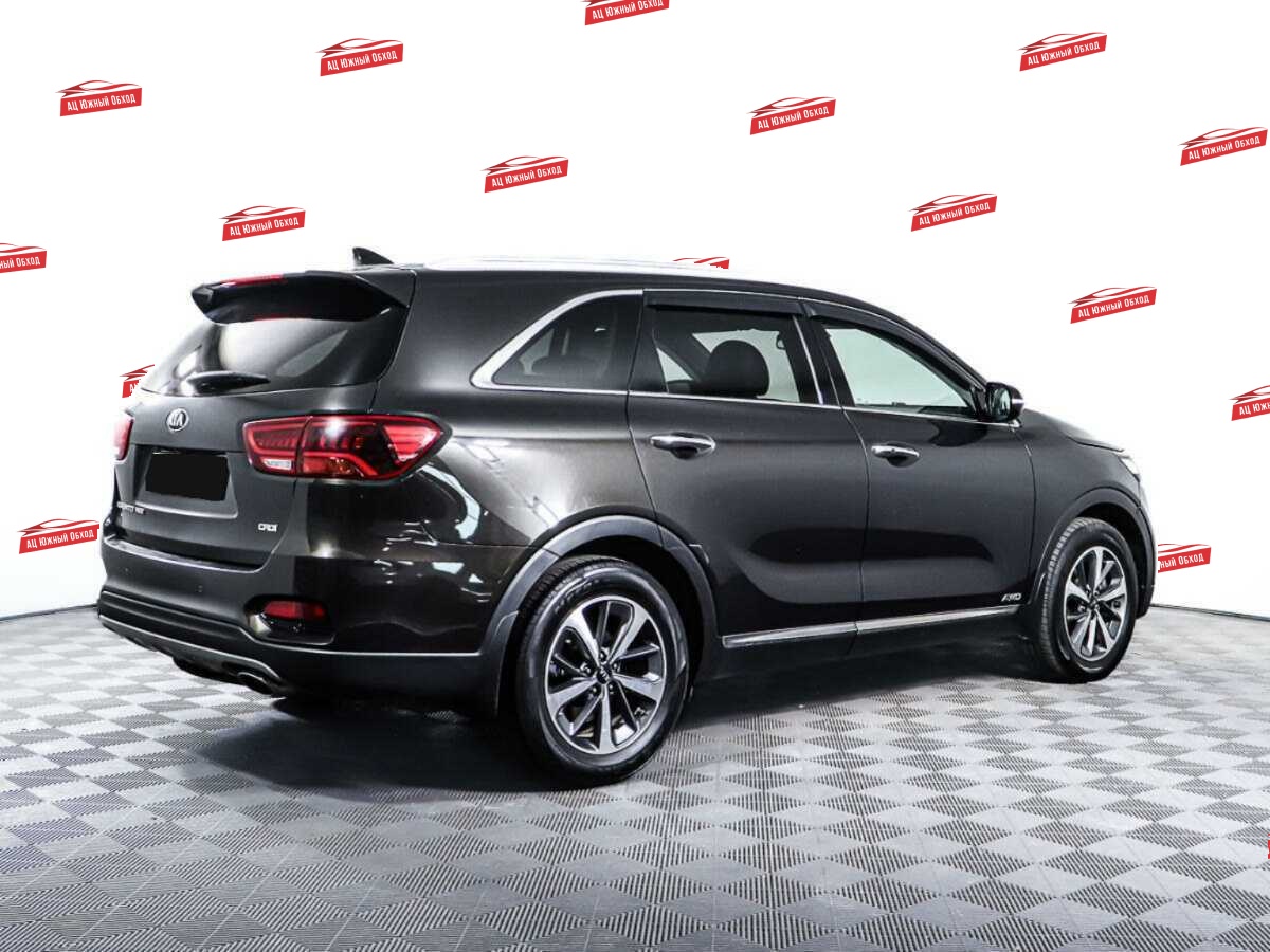 Купить Kia Sorento с пробегом. Фото: #4