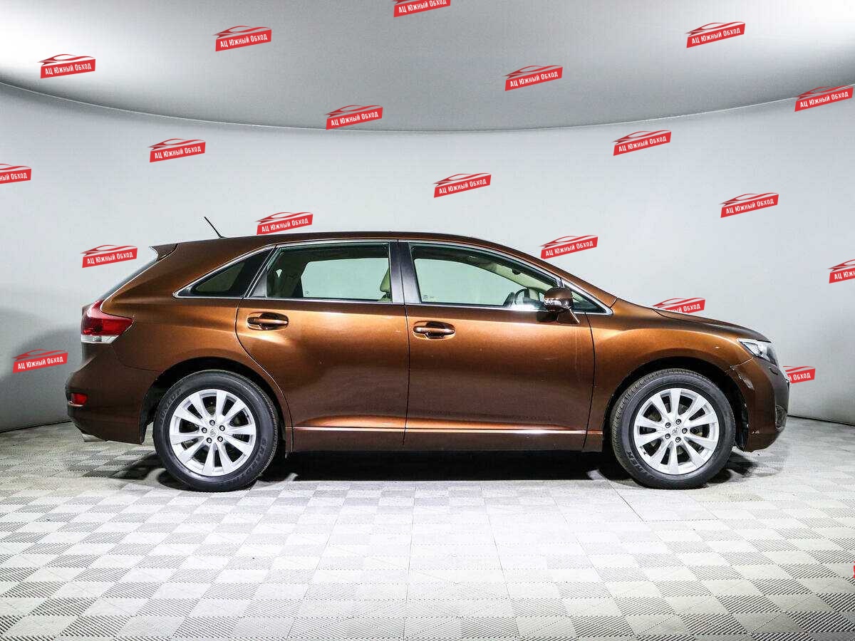 Купить Toyota Venza с пробегом. Фото: #3