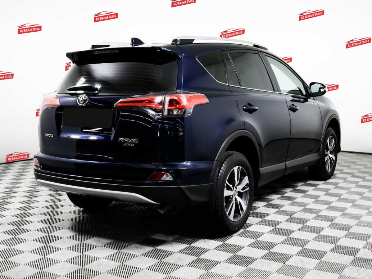 Купить Toyota RAV4 с пробегом. Фото: #3