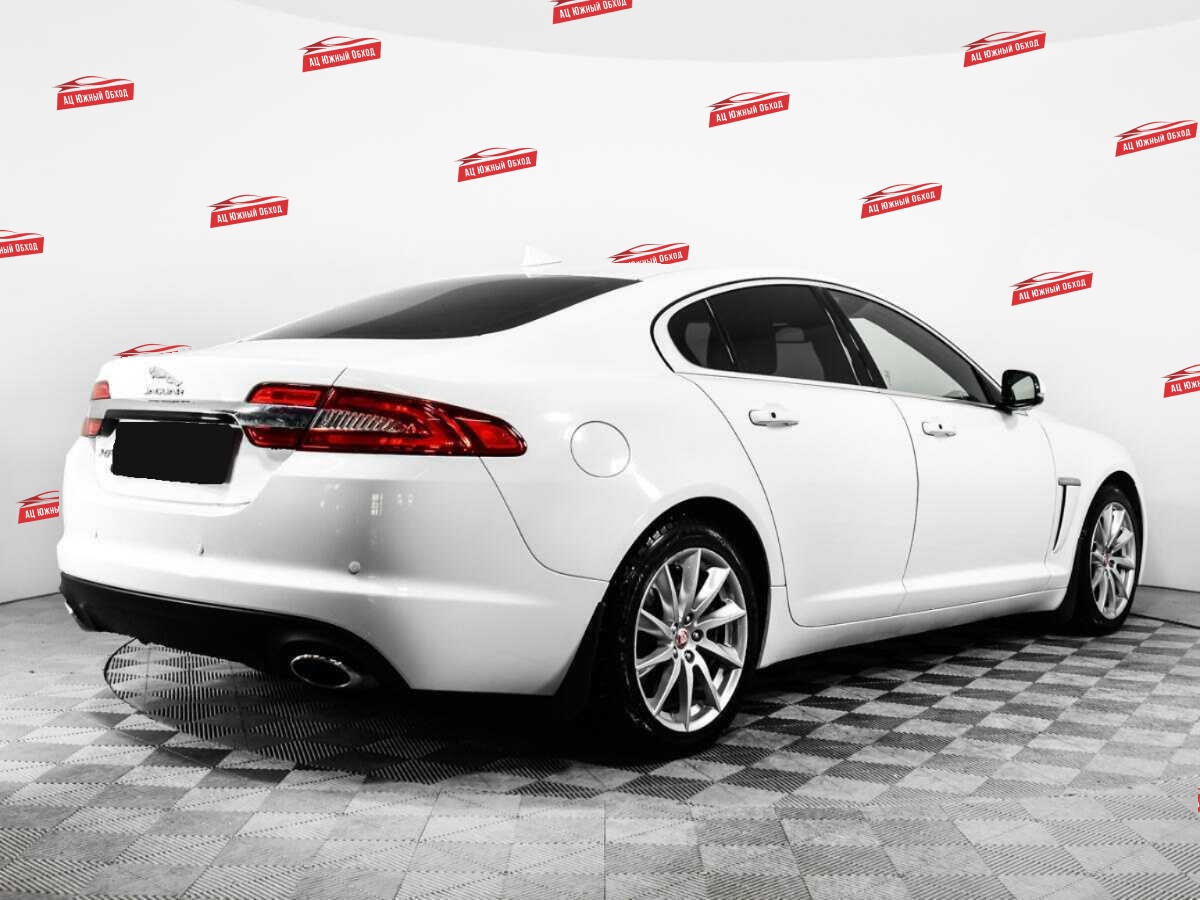 Купить Jaguar XF с пробегом. Фото: #4