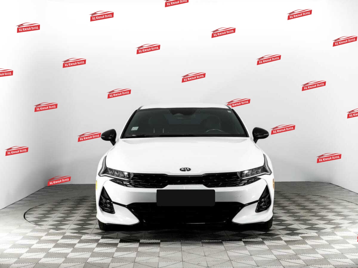 Купить Kia K5 с пробегом. Фото: #1
