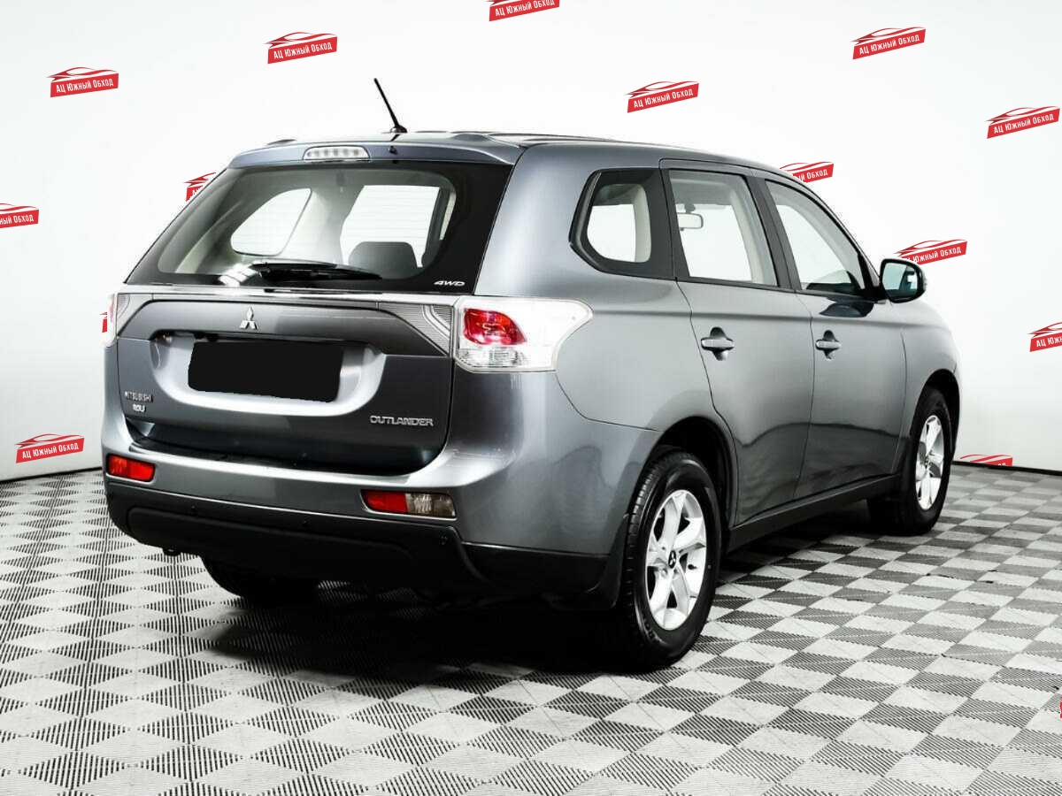 Купить Mitsubishi Outlander с пробегом. Фото: #4
