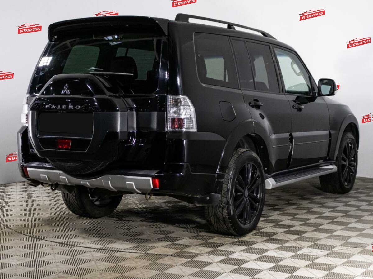 Купить Mitsubishi Pajero с пробегом. Фото: #4